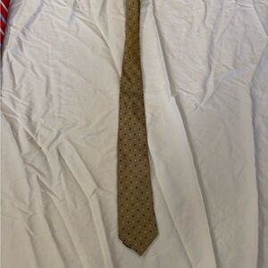 Brooks Brothers Tan Tie with Black Dots